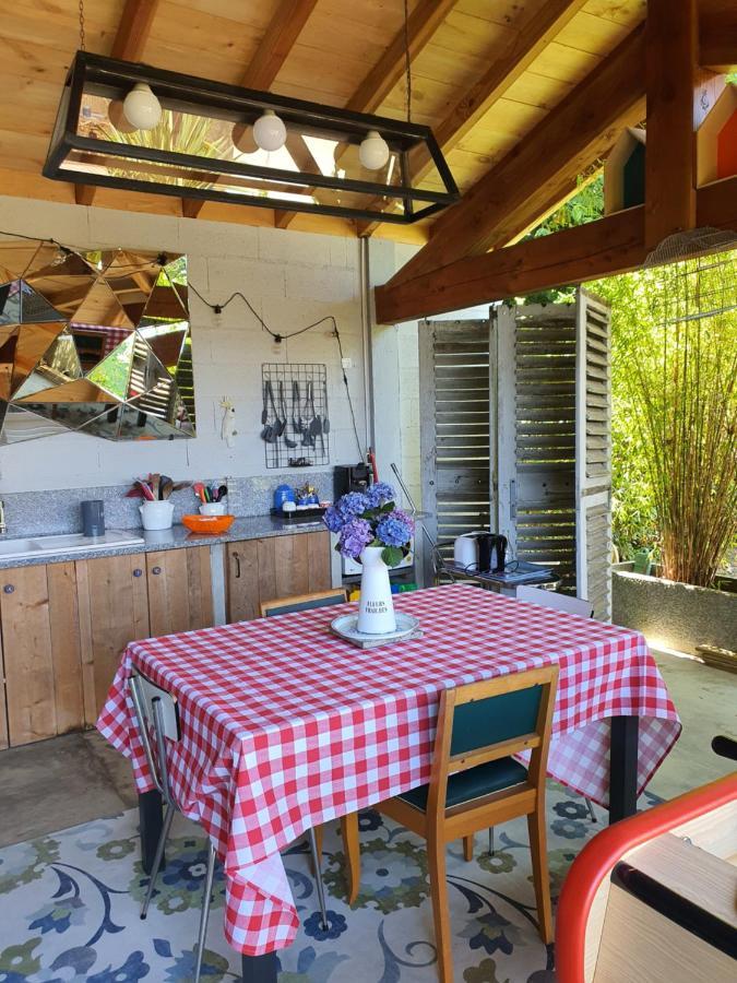 A L'Ecole Buissonniere, Chambre D'Hotes En Sidobre Lacrouzette ภายนอก รูปภาพ